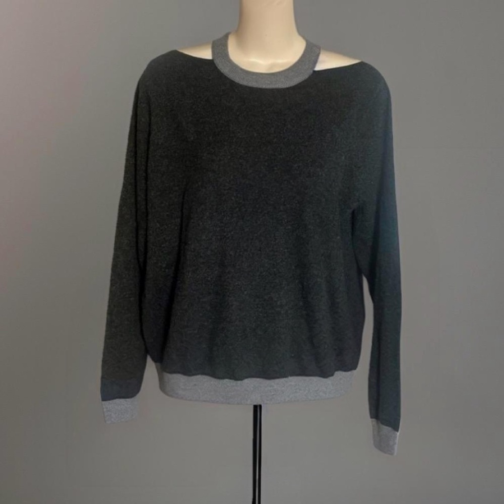 One Grey Day Two Tone Grey Cashmere Pullover Size Small Cut  Outs NWT